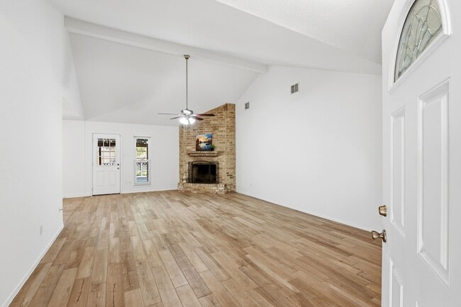 Building Photo - 29038 Deadwood Ln