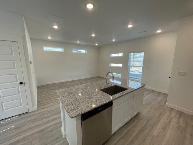 Foto del edificio - 861 Massachusetts Ave