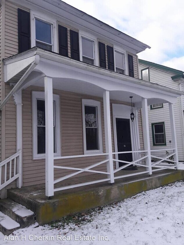 Primary Photo - 3 br, 2 bath House - 164 Main Street