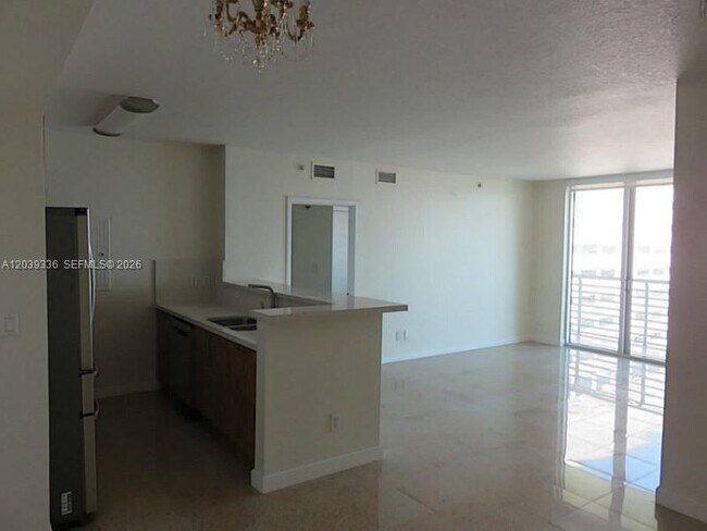 Building Photo - 325 S Biscayne Blvd