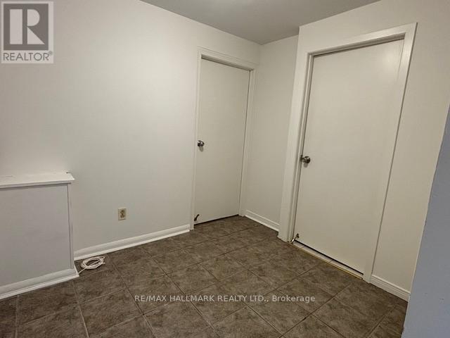 Building Photo - 37 GOODERHAM Dr