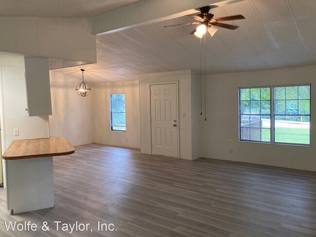 Building Photo - 3 br, 2 bath House - 1749 N Lake Drive