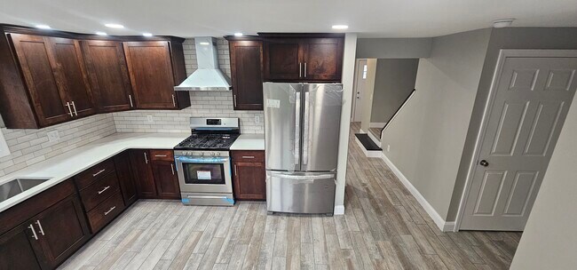 Foto del edificio - 4138 Highview Pky