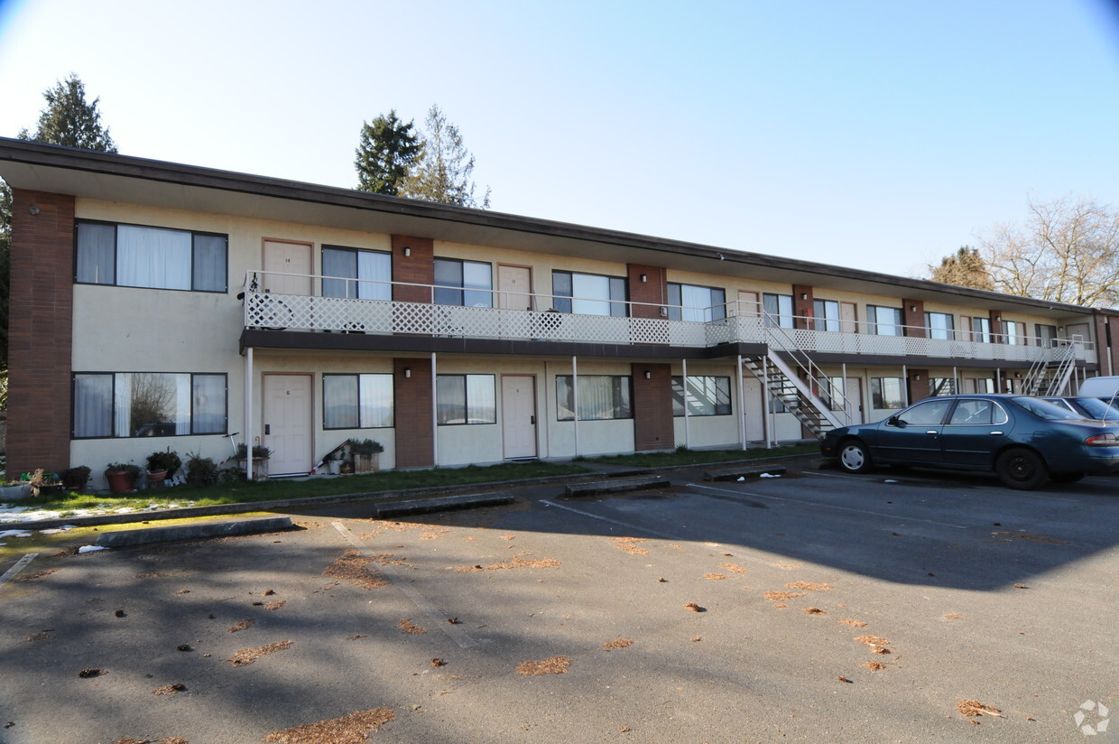 Primary Photo - Cascade View Apartments