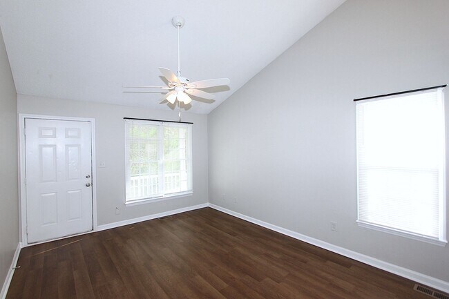 Foto del edificio - Cozy Ranch Style Home In Downtown Raleigh!