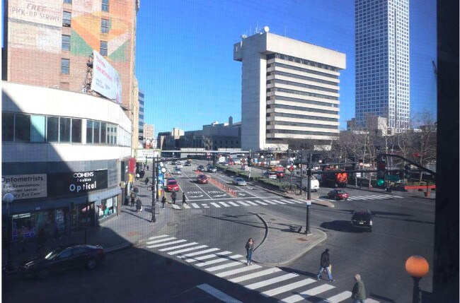 Foto del edificio - 2866 John F Kennedy Blvd