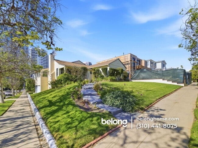 Building Photo - 10537 Rochester Ave