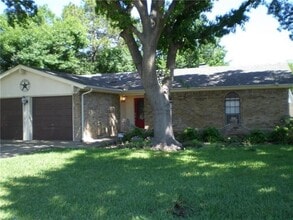 Building Photo - 1309 San Marcos Dr