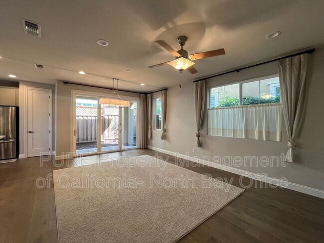 Foto del edificio - 2021 Kingwood Rd