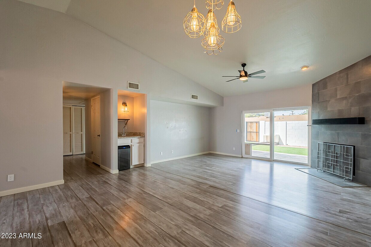 2041 N 87th Way, Scottsdale, AZ 85257 Townhouse for Rent in