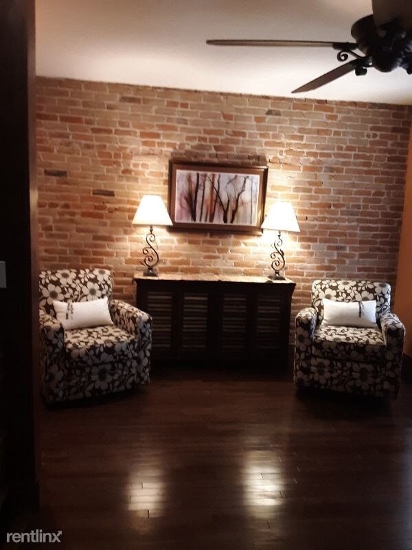 Primary Photo - 1 br, 1 bath Apartment - 230 East Main Street