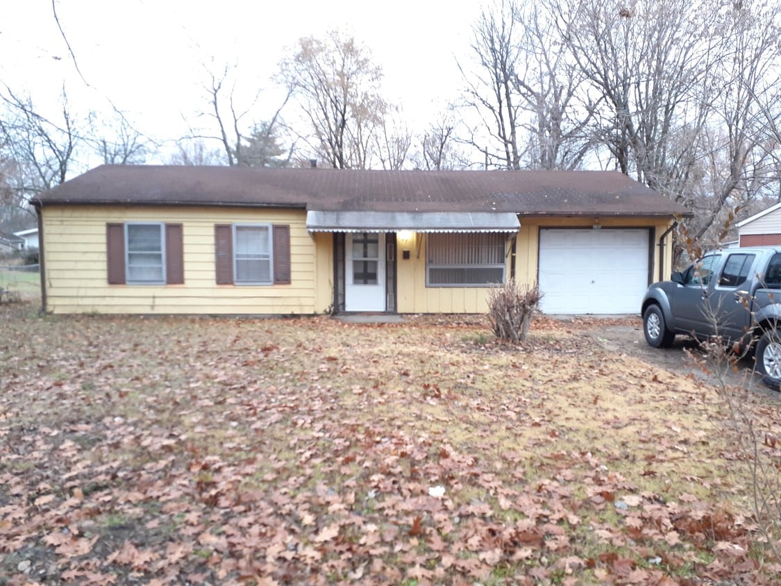 67 E Adams Dr, Cahokia, IL 62206 House Rental in Cahokia, IL
