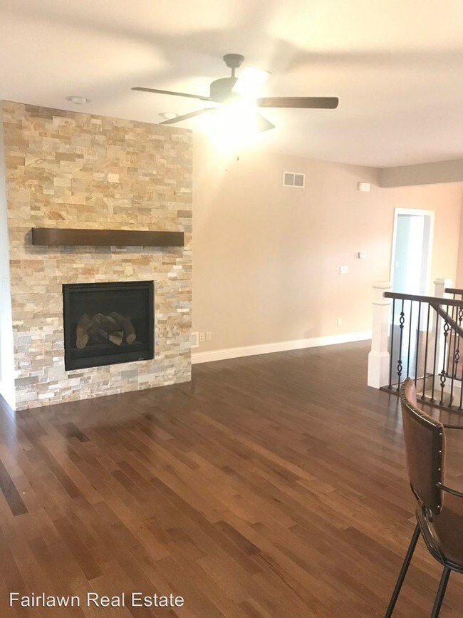 Building Photo - 4 br, 3.5 bath House - 2412 Prairie Ridge Pl.