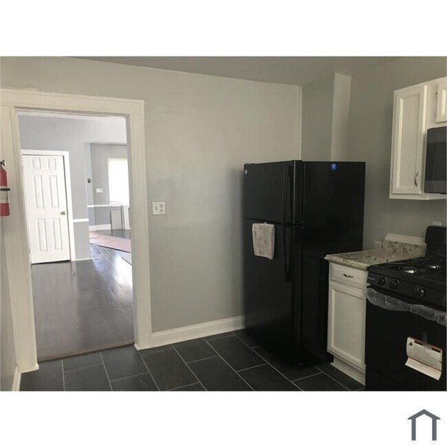 Foto del edificio - 2835 Lake Ave