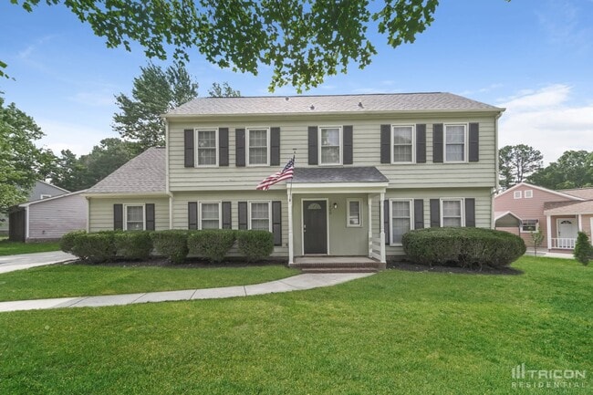 Building Photo - 7400 Palmetto Ct
