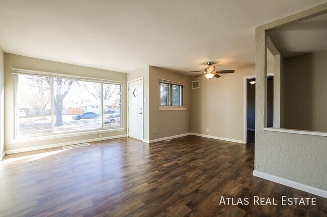 Foto del edificio - 2365 Fulton St