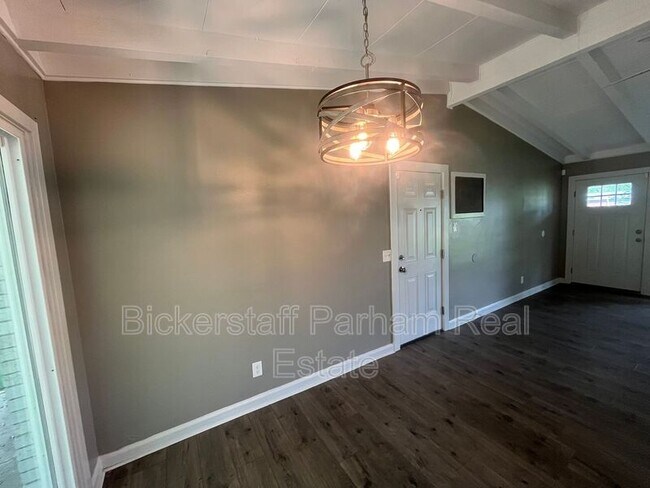 Foto del edificio - 2503 Broadmoor Dr