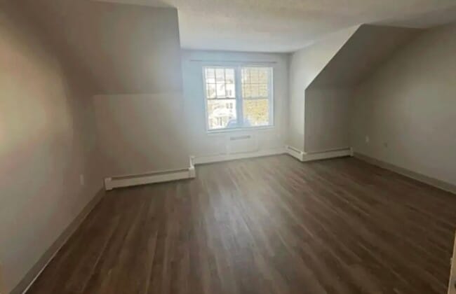 Building Photo - 65 Frank's Ln