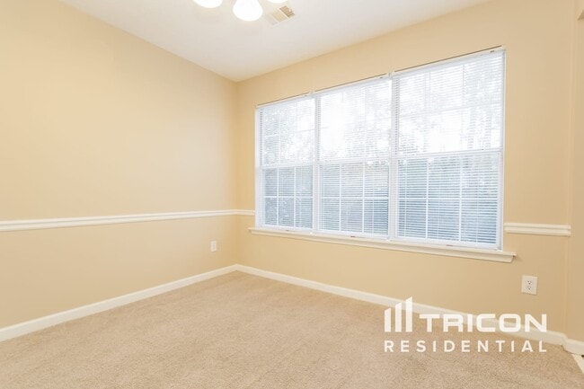 Building Photo - 720 Cayla Ann Ct