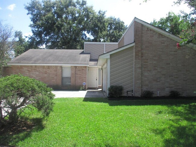 Foto del edificio - 7014 Fox Valley Ln