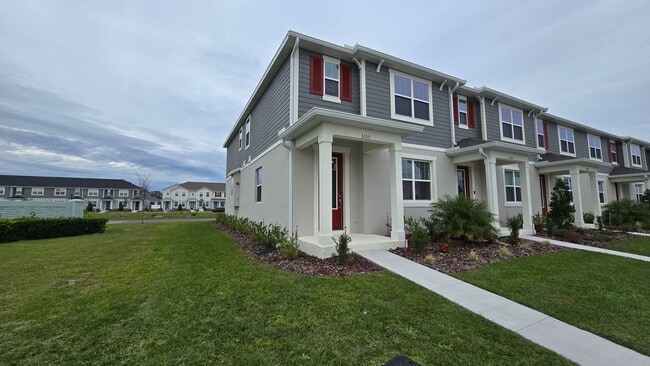 Building Photo - Brand-New Apopka 4Bed/2.5 Bath Townhome Avail for Rent! Be The first to Live Here!