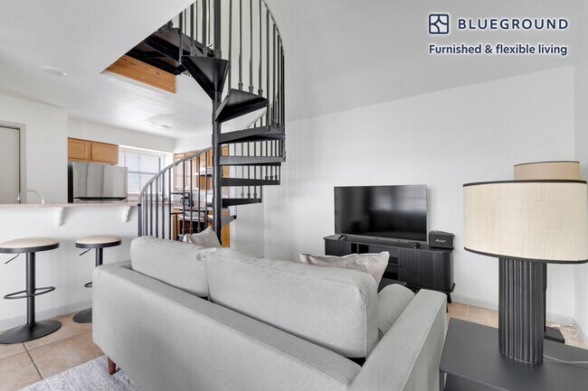 Foto del edificio - 201 E 4th St