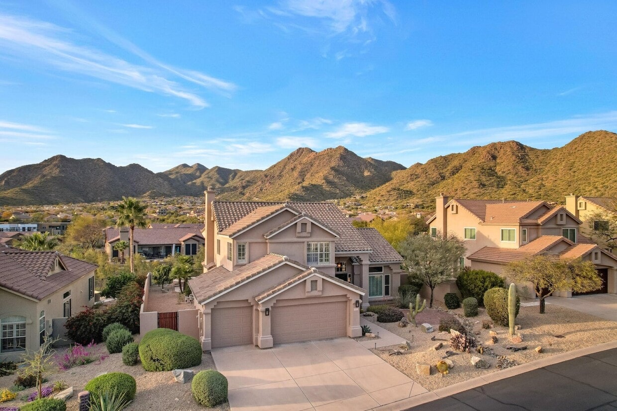 Primary Photo - 13744 E Lupine Ave