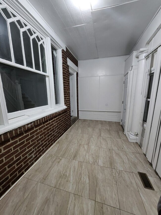 Foto del edificio - Remodeled home - Olney