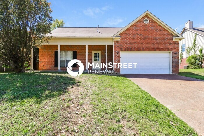 Foto principal - 3 Bedroom Pet-Friendly Home in Memphis, TN...