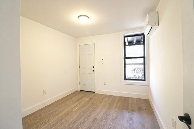 Foto del edificio - 123 Essex St