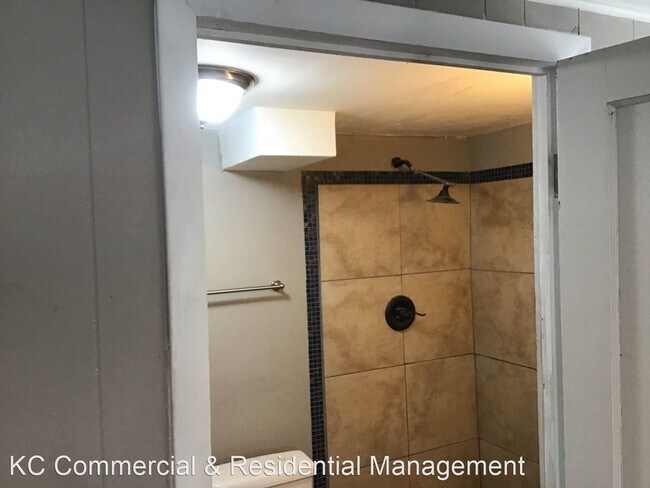 Foto del edificio - 3 br, 2 bath House - 7201 NW Winter Ave