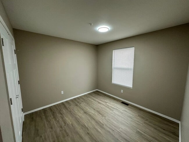 Building Photo - 609 Texas Ave