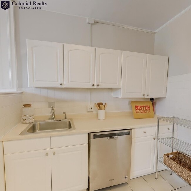 Foto del edificio - 330 St Paul St