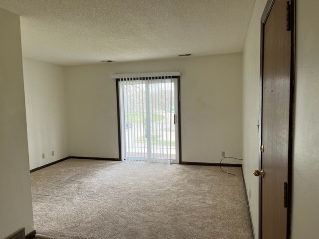 Foto del edificio - 15 N Lawler St