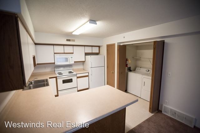 Building Photo - 2 br, 1 bath House - 2554 Rushmore Drive