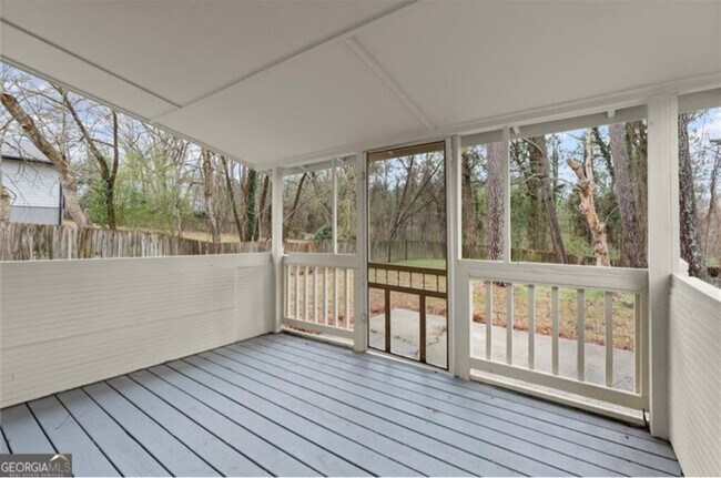 Foto del edificio - 3753 Adamsville Dr SW