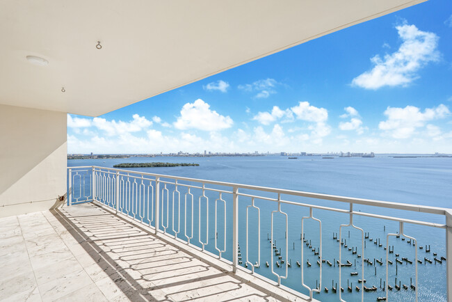 Foto del edificio - 11111 Biscayne Blvd