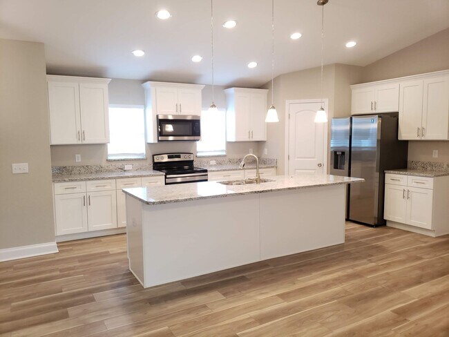 Foto del edificio - 2139 Sutton Ridge Ave