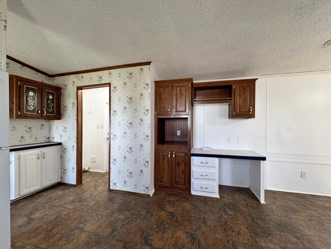 Building Photo - 2478 Hintz Rd