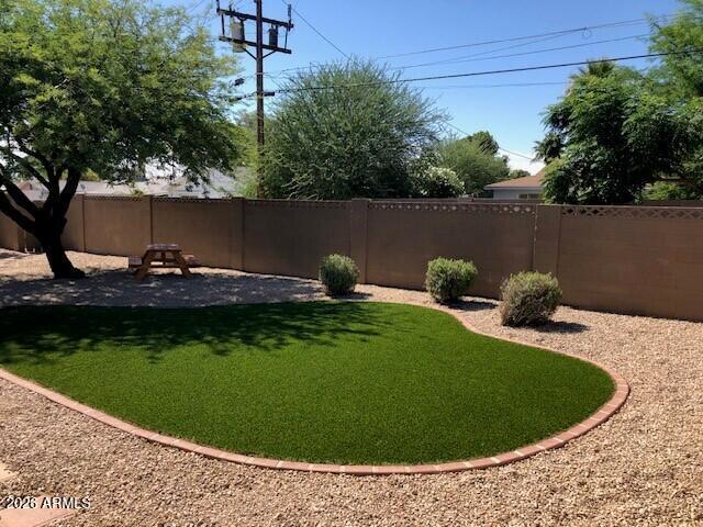 Foto del edificio - 6901 E Latham St