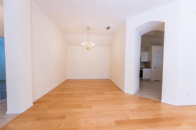 Foto del edificio - 4529 Aspen Glen Rd