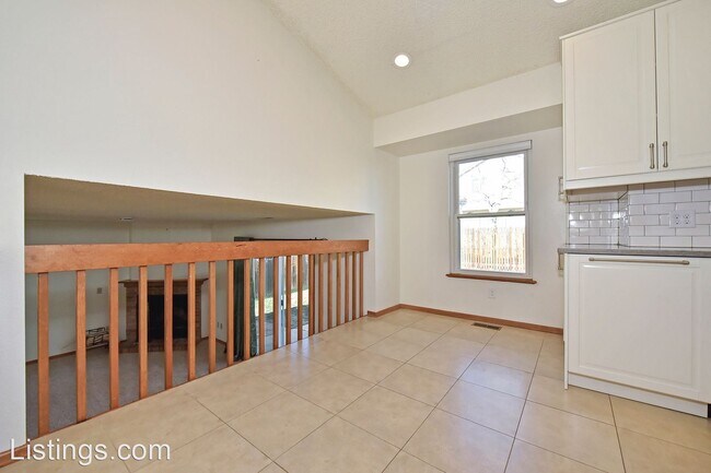 Building Photo - 3 br, 3 bath House - 4330 Archwood Dr