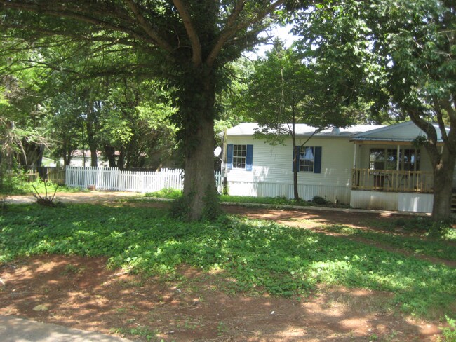 Foto del edificio - 123 Danridge Dr