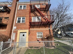 Building Photo - 224-19 Braddock Ave