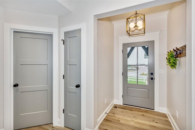 Building Photo - Executive Rental in Andover School District