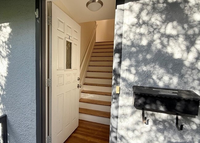 Building Photo - 1306 Henry Ave