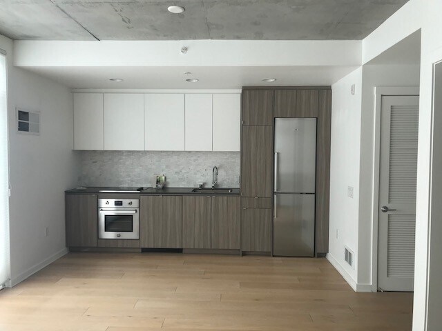 Kitchen - 45 Bartlett St