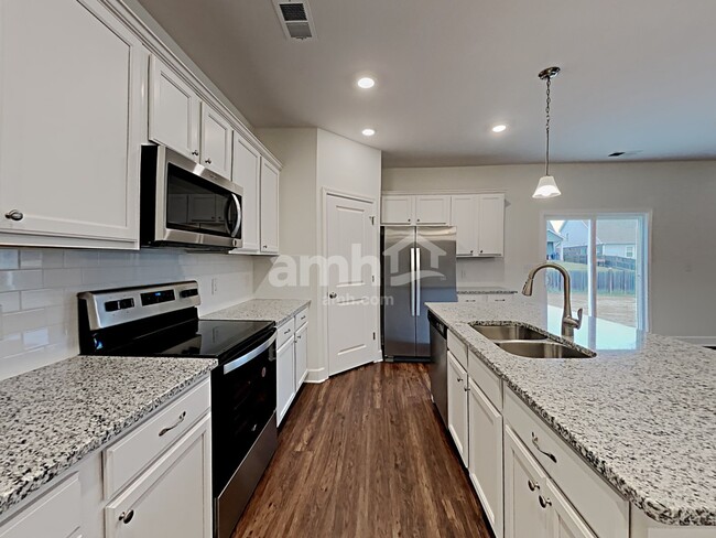 Building Photo - 4326 Spregan Way