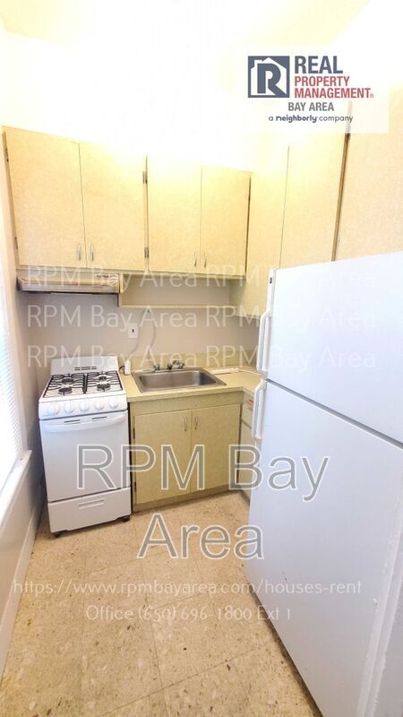 Foto del edificio - 2439 Dwight Way