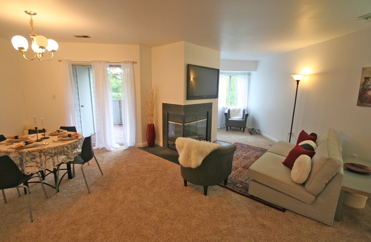 2217 Lowells Glen Rd Unit J, Parkville, MD 21234 Condo for Rent in
